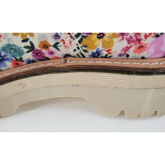 Dr. Martens Sinclair Wanderlust Women's Boots Bone/Mallow Pink Floral - Picture 7 of 10